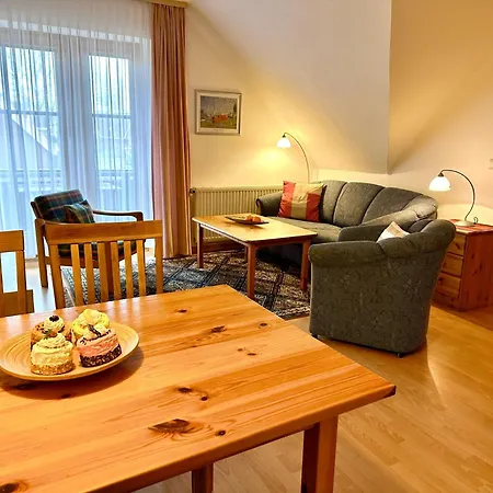 7031 Ganterhals Apartment *